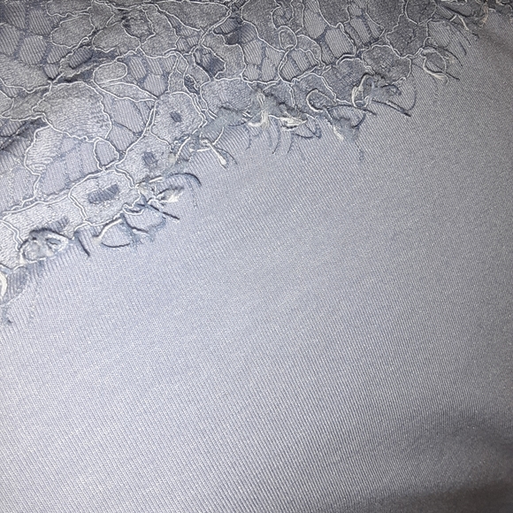 XL Isaac Mizrahi T-Shirt with Back Keyhole & Lace Details in Dusty Periwinkle - Picture 7 of 11